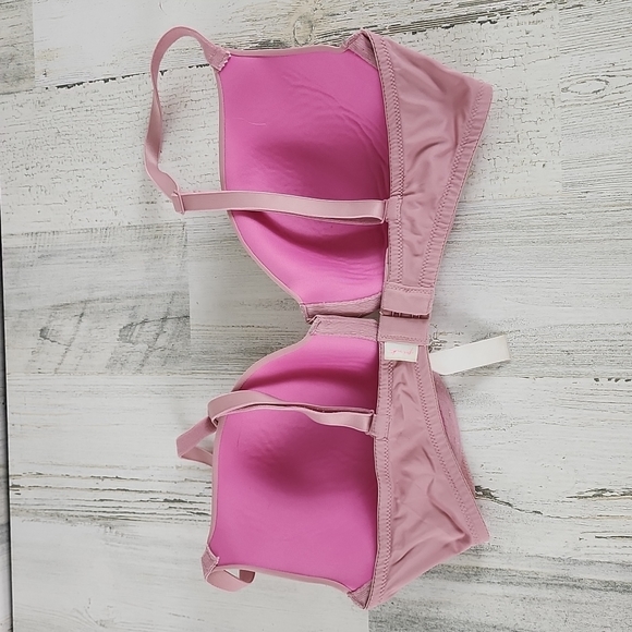 PINK Victoria's Secret rose wear everywhere t-shirt lightly lined Size 34D - Picture 2 of 9